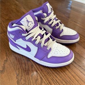 Kids Air Jordan 1 Mid GS 'Purple Venom' Size 4.5